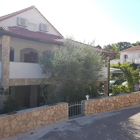 Apartments By The Sea Vinjerac, Zadar - 13985 Apartament Vinjerac